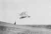 1902 Glider Dan Tate runningr.jpg (20029 bytes)
